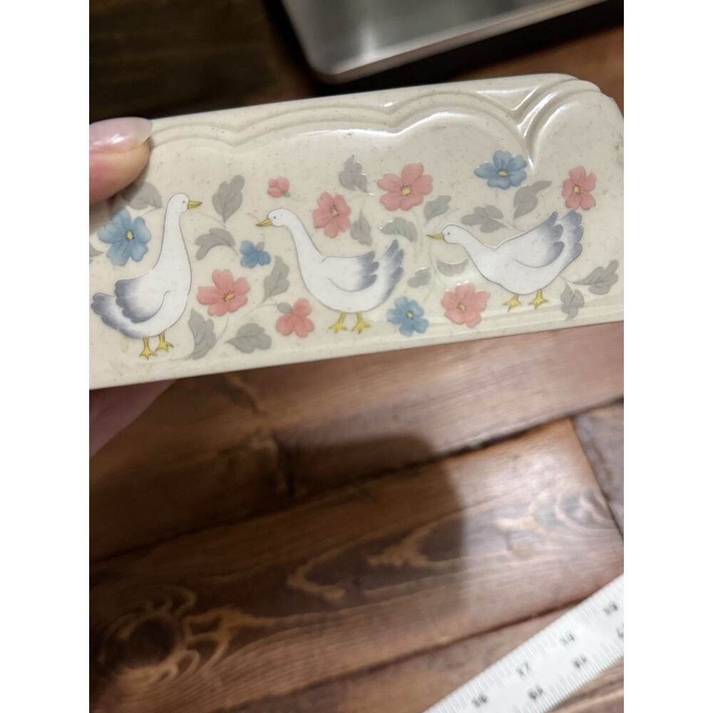 Butter Dish Lid Top Only Goose Flowers Vintage Granny Core Country - Picture 4 of 4